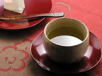 梅型茶托使用例